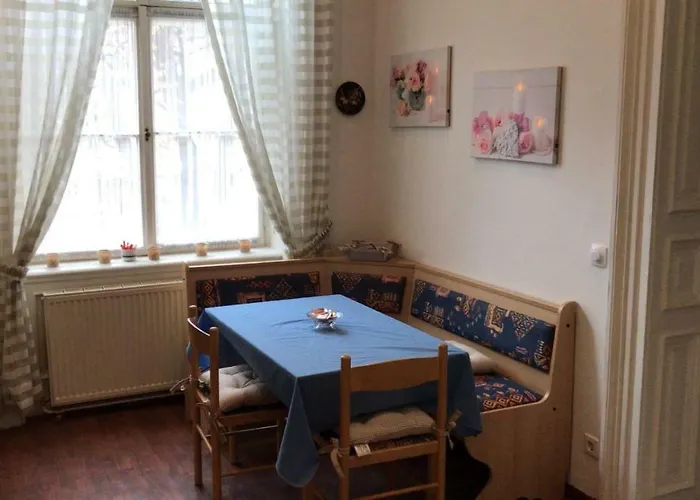 88m² Grosses Im 1. Stock Apartman *