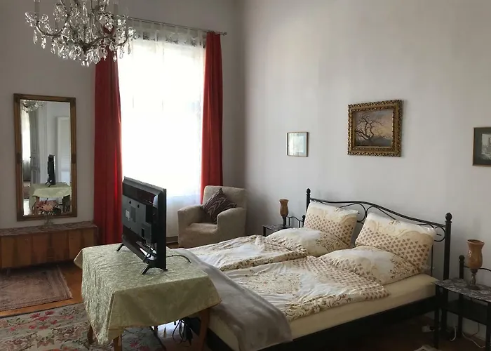 Apartman 88m² Grosses Im 1. Stock Bécs