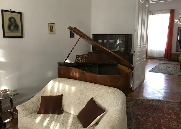 88m² Grosses Im 1. Stock * Bécs